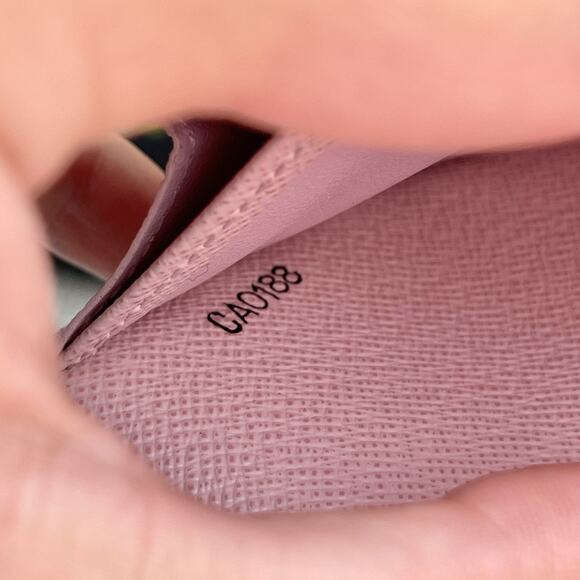 Louis Vuitton Damier Azur Summer Trunk Portefeuille Sarah Long Wallet - Picture 15 of 16